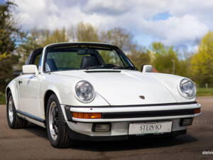 Image 6/45 of Porsche 911 Carrera 3.2 (1984)