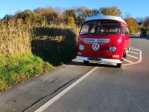 Image 2/12 of Volkswagen T2a Kleinbus (1969)