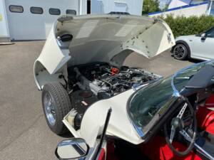 Bild 9/28 von Jaguar E-Type V12 (1973)
