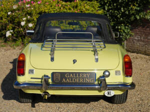 Bild 8/50 von MG MGB (1977)