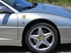 Image 4/8 of Ferrari F 355 Spider (1999)
