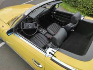 Bild 8/17 von Mercedes-Benz 350 SL (1971)
