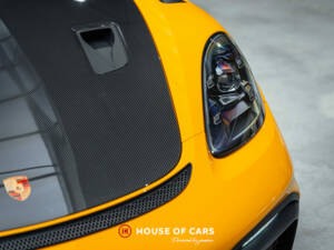 Image 22/50 of Porsche 718 Cayman GT4 RS (2023)