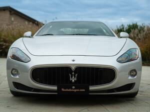 Image 11/50 of Maserati GranTurismo S (2009)