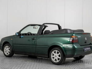 Bild 8/50 von Volkswagen Golf III Cabrio 1.8 (1998)