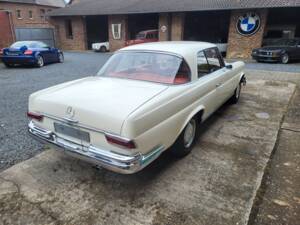 Imagen 15/49 de Mercedes-Benz 250 SE (1966)