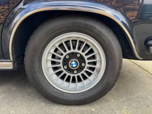 Image 15/42 of BMW 3,3 L (1974)