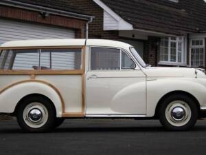 Image 6/20 of Morris Minor 1000 Traveller (1964)