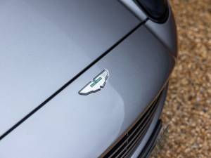 Immagine 14/47 di Aston Martin V12 Vanquish S (2007)