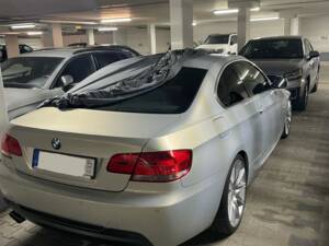 Image 10/28 of BMW 325d (2010)