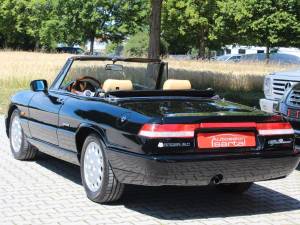 Imagen 14/14 de Alfa Romeo 2.0 Spider (1991)