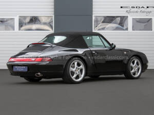 Imagen 3/28 de Porsche 911 Carrera (1997)