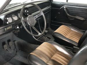 Image 18/30 of BMW 2002 Baur (1972)