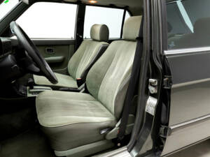 Immagine 17/43 di BMW 528i (1986)