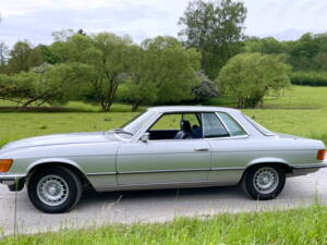 Image 6/16 of Mercedes-Benz 350 SLC (1975)