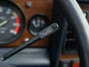 Image 46/50 of FIAT Spider 2000 Pininfarina 50th Anniversary Edition (1981)