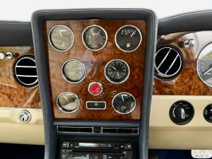Afbeelding 31/50 van Bentley Continental T (2003)