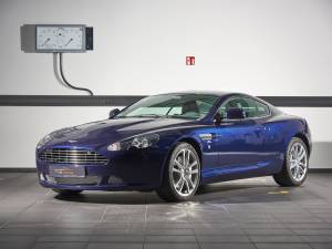Aston Martin DB 9 - Titel 2