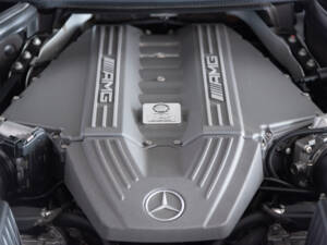 Image 47/48 of Mercedes-Benz SLS AMG Roadster (2012)