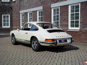 Image 3/22 de Porsche 911 2.4 E (1973)