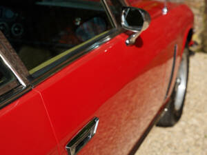 Image 42/50 of Jensen Interceptor MK III (1976)