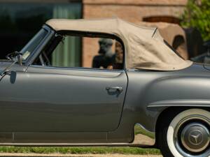 Imagen 24/50 de Mercedes-Benz 190 SL (1962)