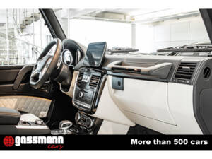 Image 14/15 of Mercedes-Benz G 63 AMG (LWB) (2018)