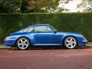 Image 8/41 of Porsche 911 Carrera S (1997)