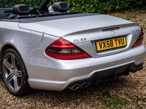 Image 10/32 of Mercedes-Benz SL 63 AMG (2008)