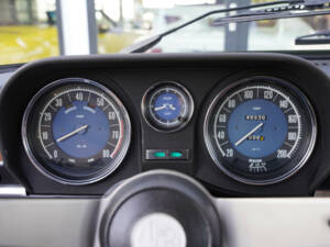 Imagen 29/50 de Alfa Romeo Giulia Nuova Super 1300 (1978)