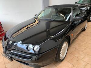 Immagine 5/26 di Alfa Romeo Spider 2.0 Twin Spark 16V (1995)