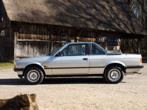 Image 5/120 of BMW 323i Baur TC (1984)