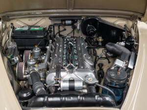 Bild 37/38 von Jaguar 3,4 Liter (1958)