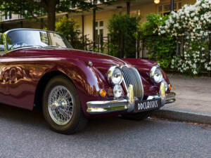 Image 12/24 de Jaguar XK 150 3.8 S DHC (1960)