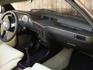 Immagine 18/63 di BMW 323i Baur TC (1979)