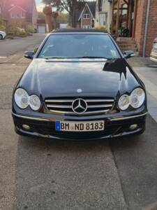 Immagine 2/31 di Mercedes-Benz CLK 200 K (2006)