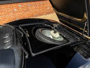 Bild 9/50 von Ferrari 308 GTB Quattrovalvole (1985)