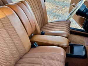 Image 18/20 of Mercedes-Benz 280 SE (1972)