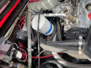 Image 36/48 of Ferrari 328 GTS (1989)