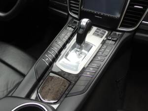 Immagine 64/99 di Porsche Panamera Turbo (2009)