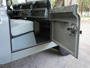 Bild 78/79 von Land Rover 88 (1963)