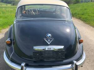 Imagen 6/9 de BMW 502 - 3,2 Litre Super (1961)