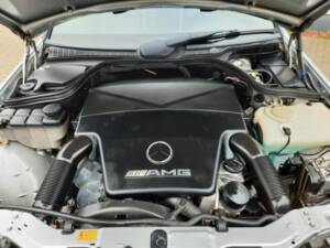 Bild 17/19 von Mercedes-Benz C 43 AMG T (1999)