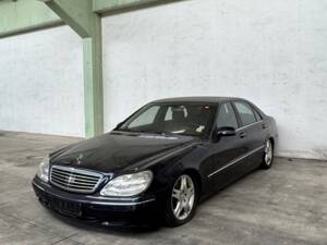 Imagen 5/88 de Mercedes-Benz S 500 (2001)