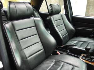 Immagine 45/98 di Mercedes-Benz 190 E 2.3-16 (1985)