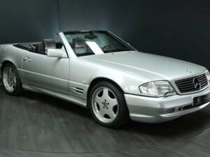 Image 5/30 of Mercedes-Benz SL 600 6.0 AMG (1996)
