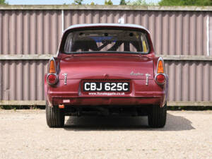 Image 7/50 of Ford Anglia (1965)