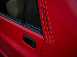 Image 43/50 of Lancia Delta HF Integrale Evoluzione II (1993)