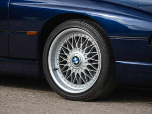 Image 11/50 de BMW 850CSi (1993)