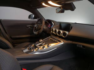 Bild 17/29 von Mercedes-AMG GT-S (2015)